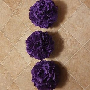 3 kissing balls 10 in